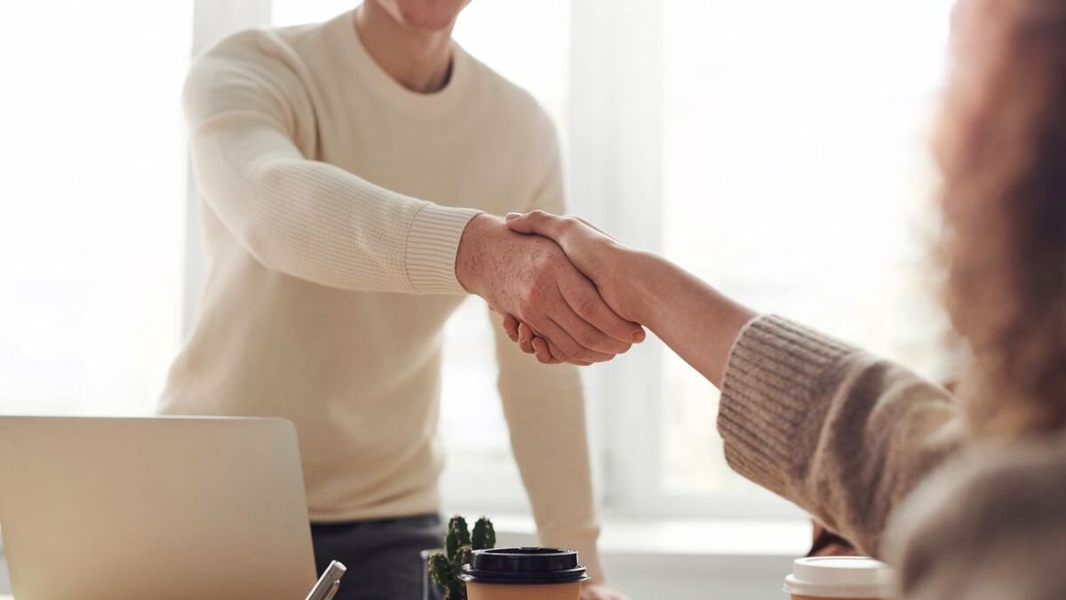 Roomvu Partners With Women’s Council of Realtors to Give 12,000+ Agents an AI Marketing Engine at No Cost