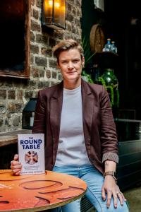 Senior SaaS Leader Says Human Connection Will Become a Business Advantage in the AI Age