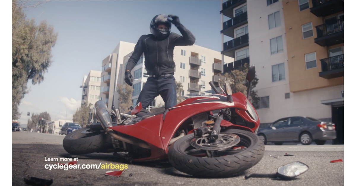 During Motorsports Awareness Month, Comoto Says Motorcycle Airbags Are Reaching a Tipping Point