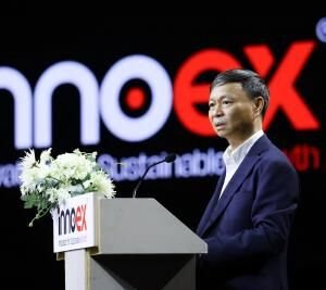 Vietnamese Businesses Face a ‘Strategic Inflection Point’ as Traditional Competitive Advantages Gradually Run Out