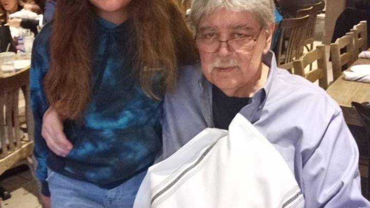 78-Year-Old Chicago Widower Launches Crowdfunding Campaign After Losing $45,000 to False Online Promises